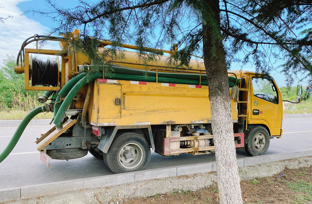 283下坝村清洗抽粪车