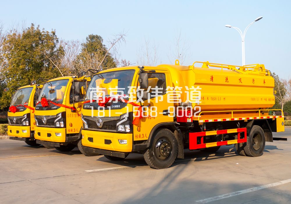 369下坝村多利卡吸污车